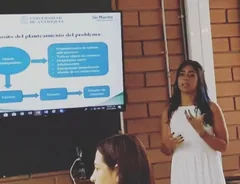 Presentation in a classroom during Spanish and Literature studies